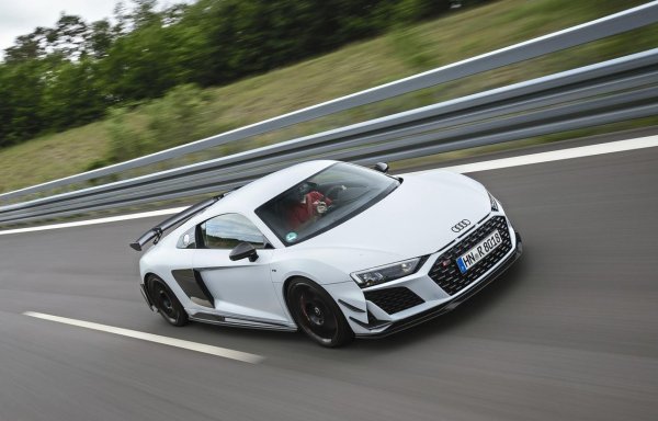 日升鑫 永不言败：奥迪R8 GT